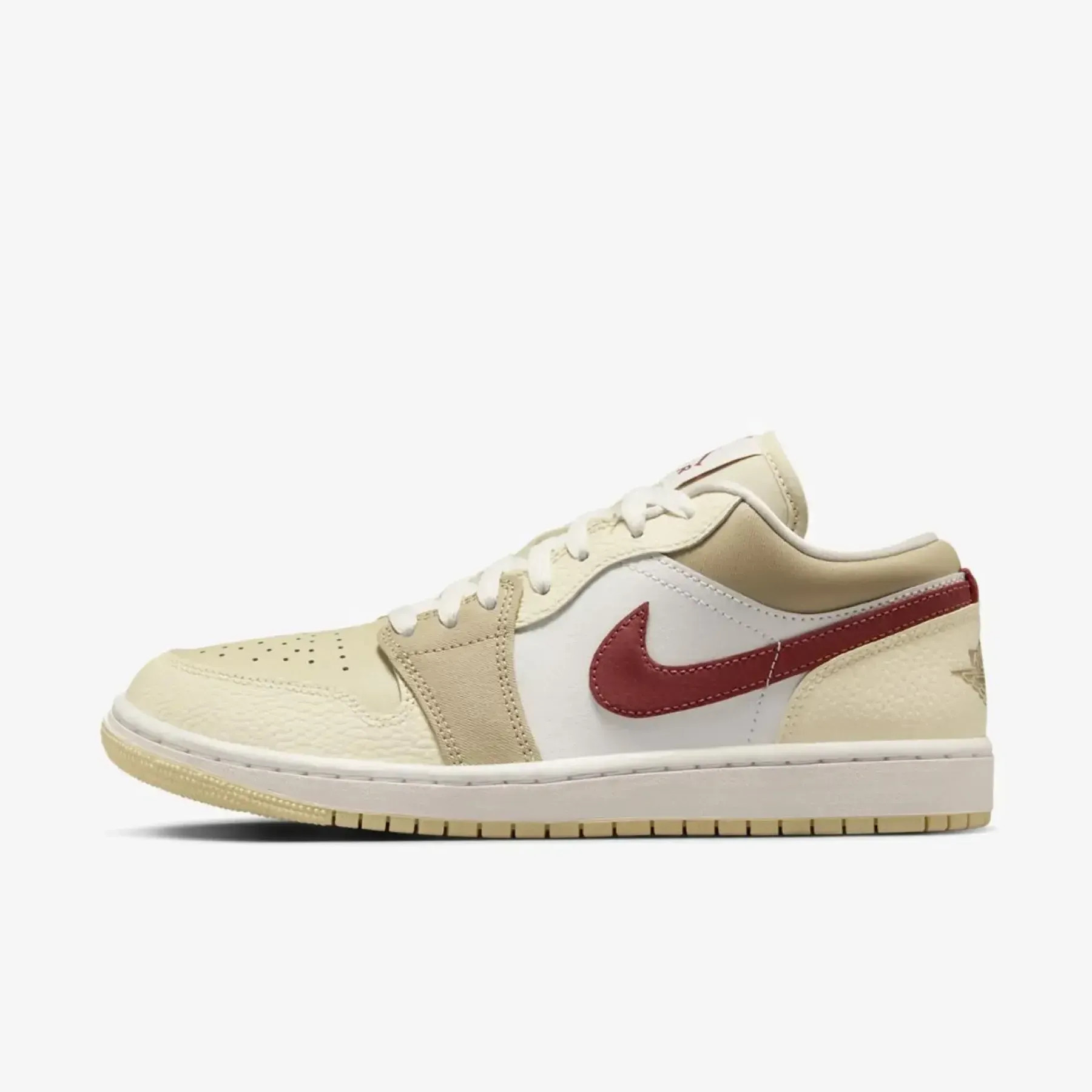 Кросівки WMNS AIR JORDAN 1 LOW HV6530-100