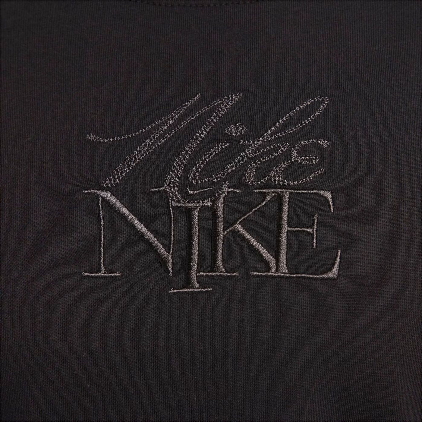 Футболка Nike W Nsw Tee Monogram FQ6597-010