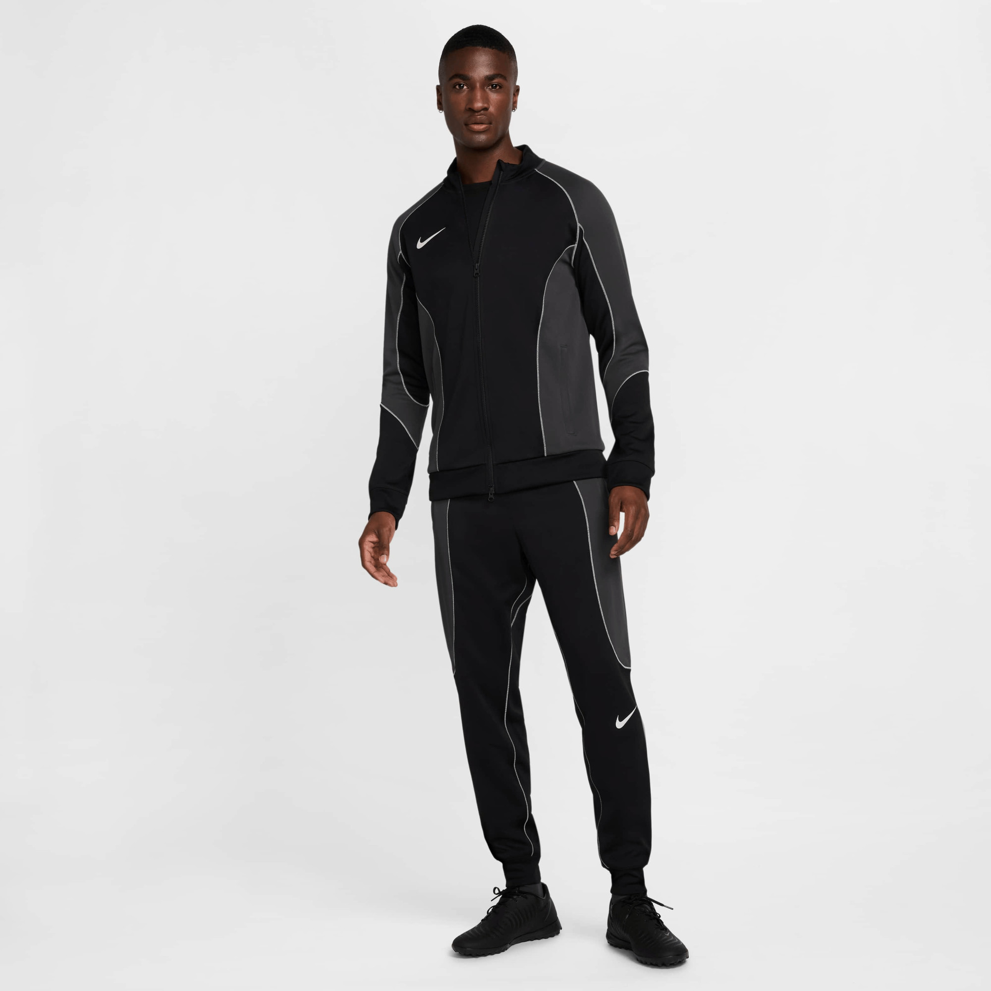 Костюм спортивний Nike M STRK+ TRK SUIT K HJ3811-010