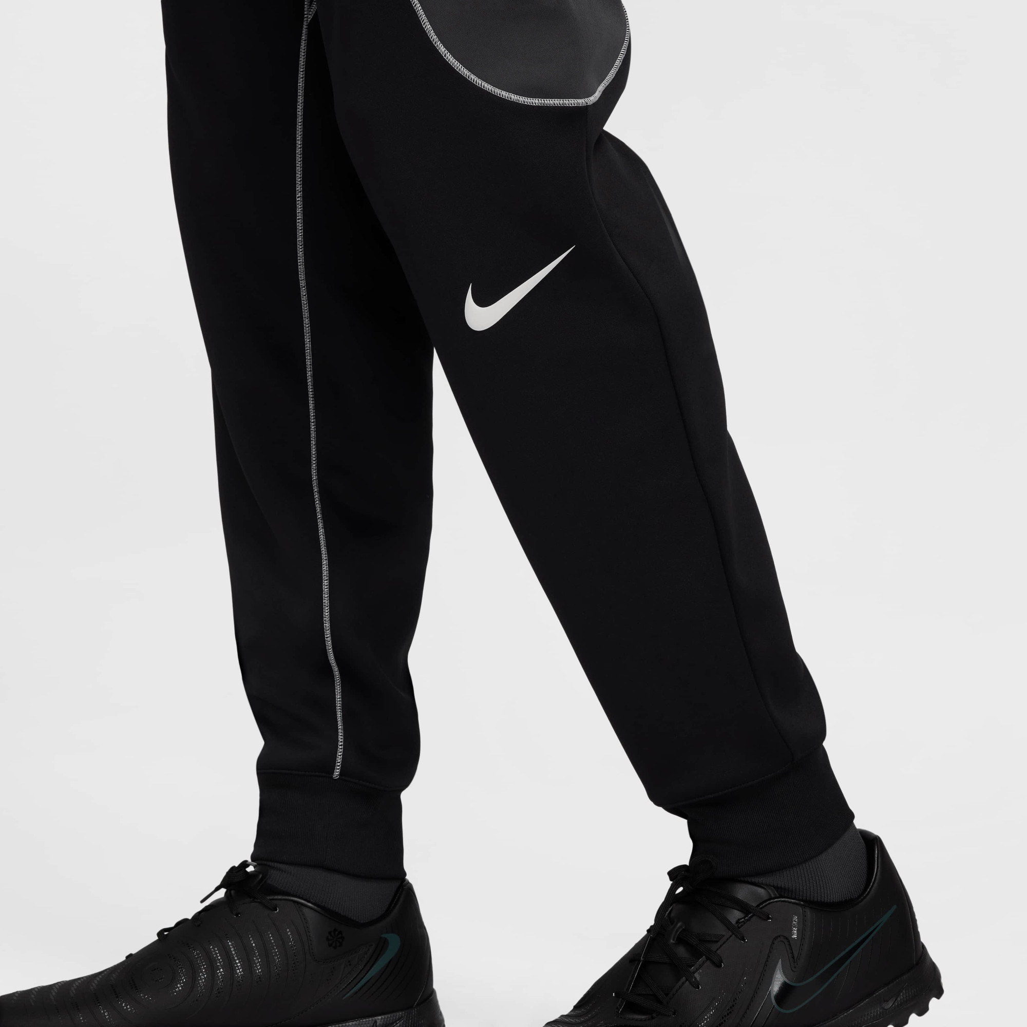 Костюм спортивний Nike M STRK+ TRK SUIT K HJ3811-010