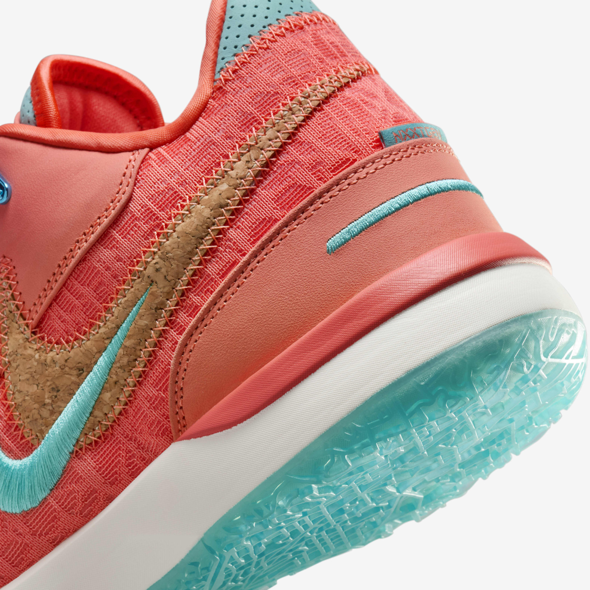 Кросівки Nike ZM LEBRON NXXT GEN AMPD FJ1566-401