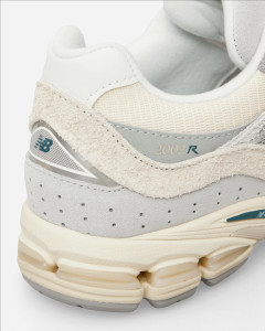 Кросівки New Balance 2002R Linen M2002REK