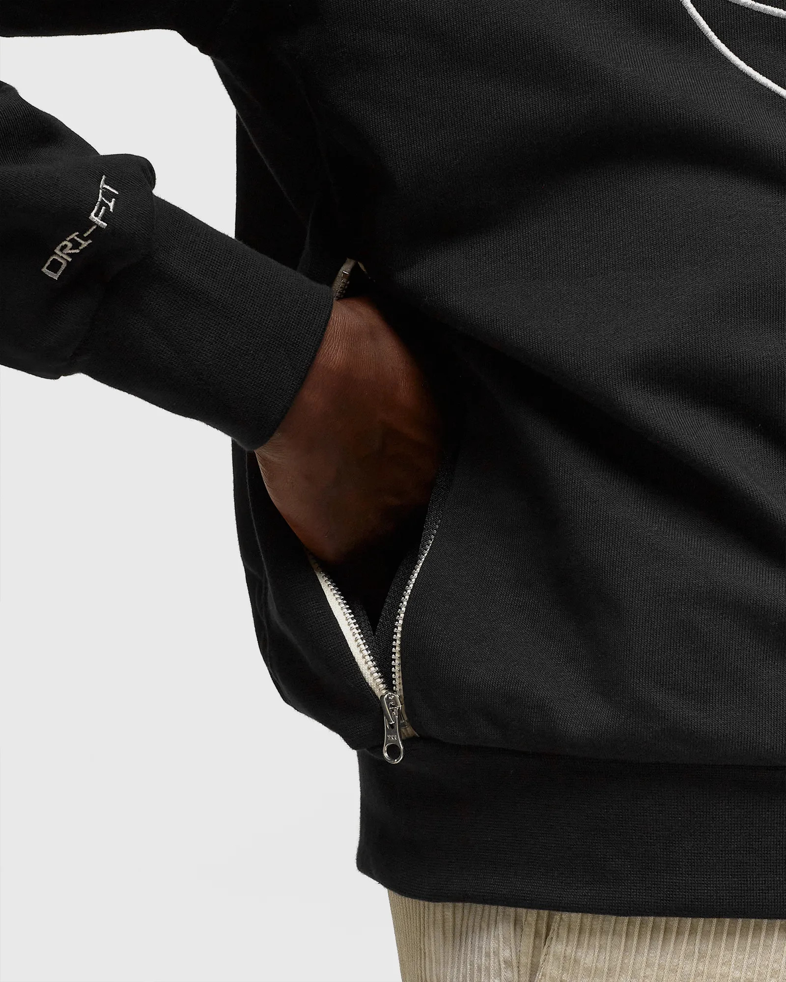 Світшот чоловічий Nike Dri-Fit Nba Team 31 Standard Issue Black FB3765-010