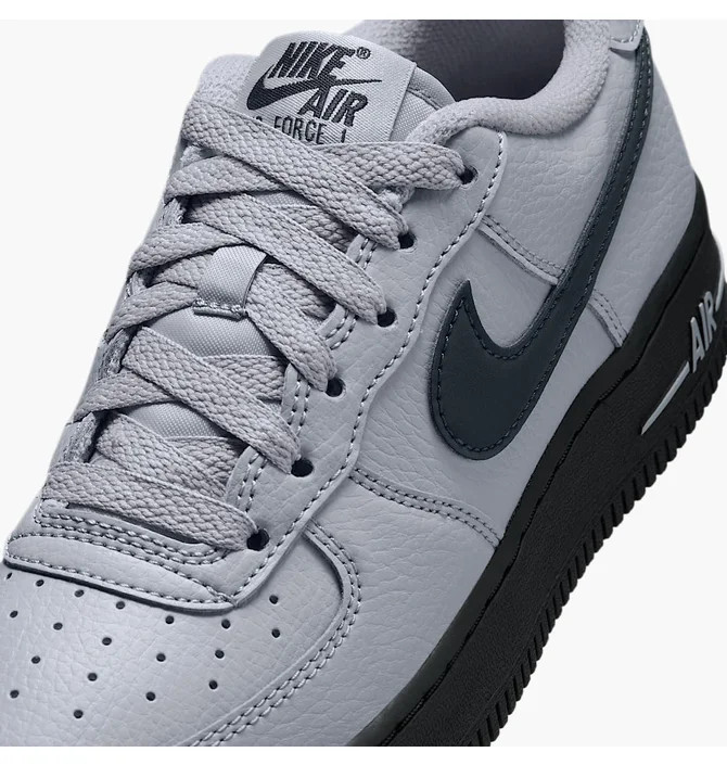 Кросівки HQ3807-002 Nike HQ3807-002