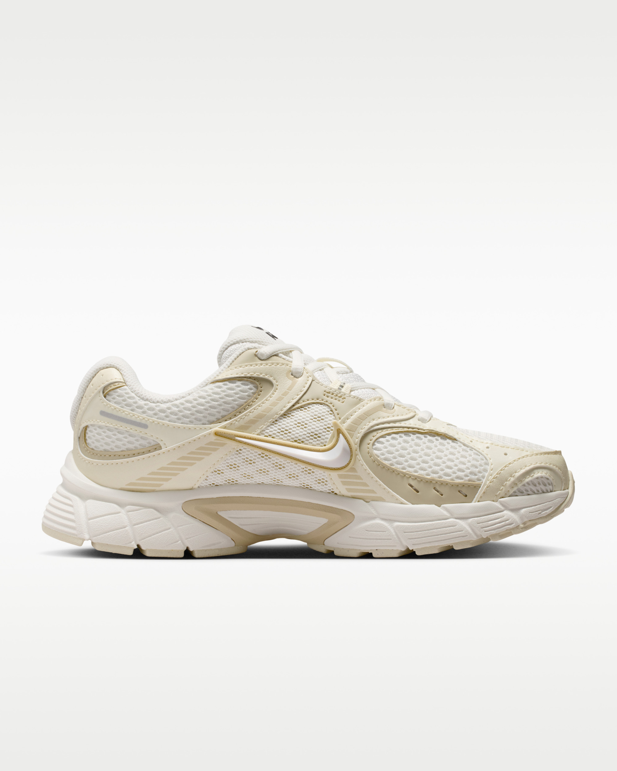 Кросівки Nike W V5 RNR SE IO0464-101