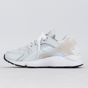 Кросівки Nike Women Air Huarache DR5726-001 (Оригінал) DR5726-001