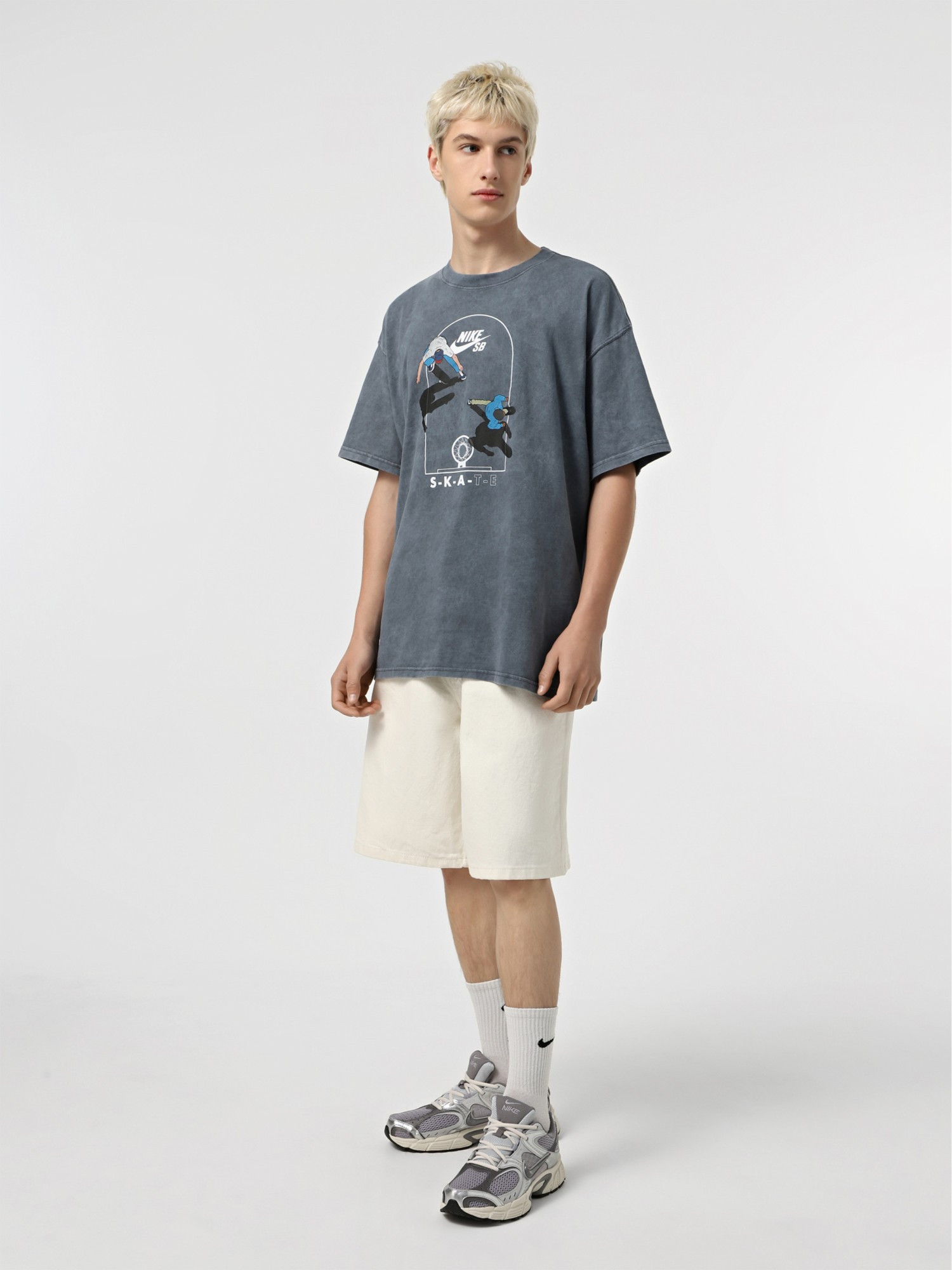 Кросівки Nike V5 RNR HJ5228-011