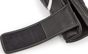 Рукавиці боксерські Reebok Combat Leather Boxing Gloves чорний, білий Чол 10 унцій RSCB-10010WH-10