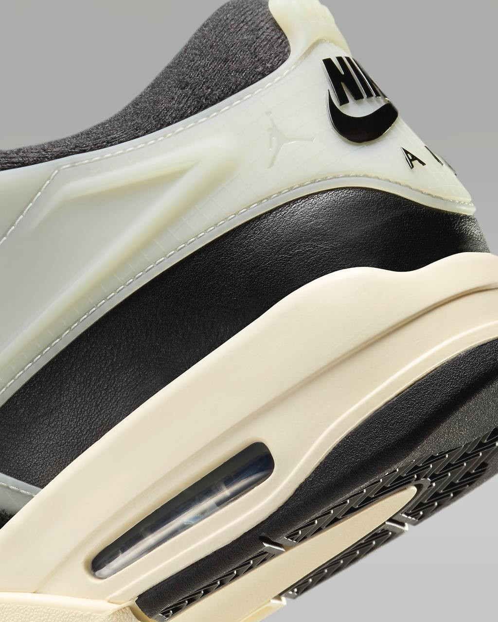 Кросівки JORDAN 4 RM FQ7939-006