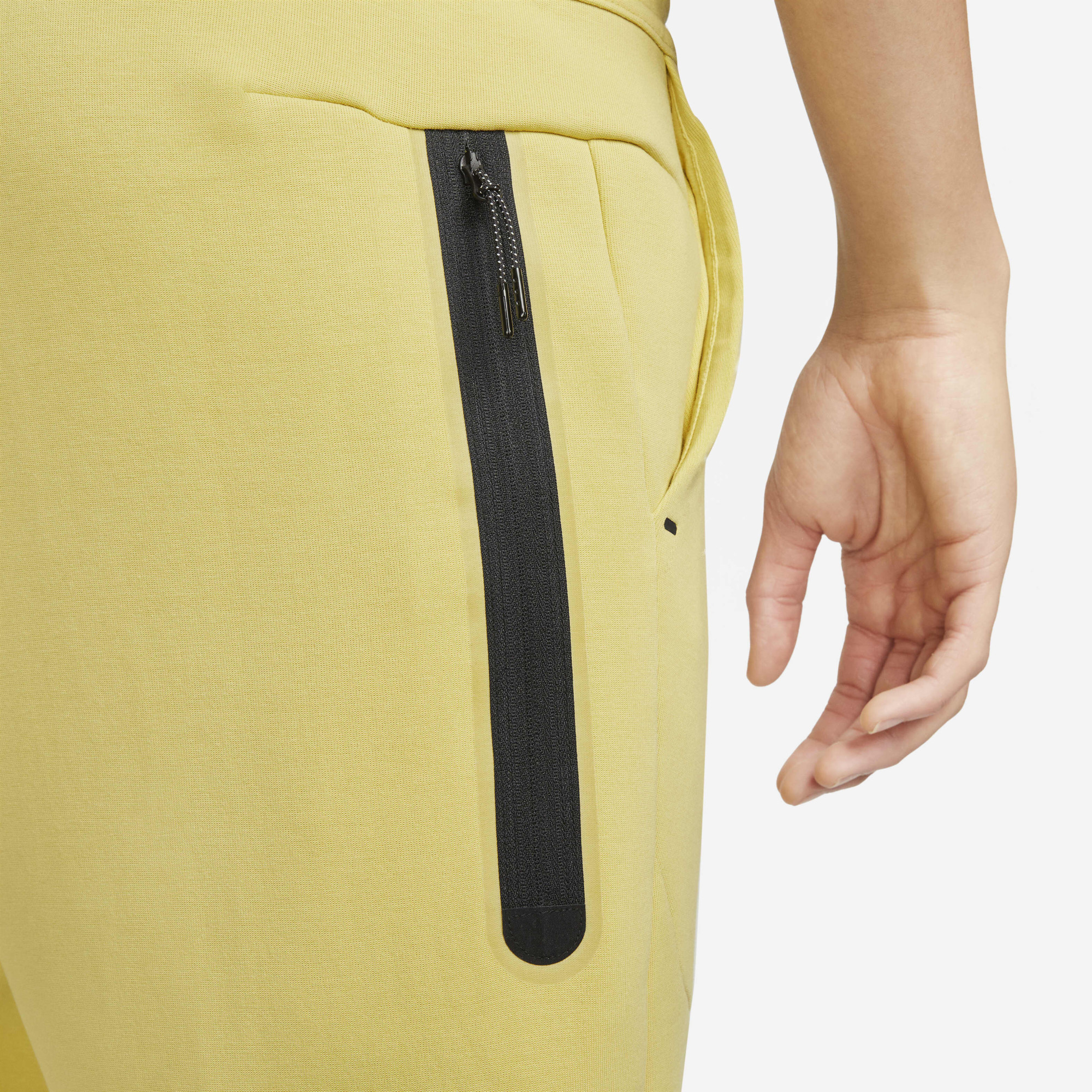 Штани чоловічі Nike Sportswear Tech Fleece Yellow Cu4495-700 CU4495-700