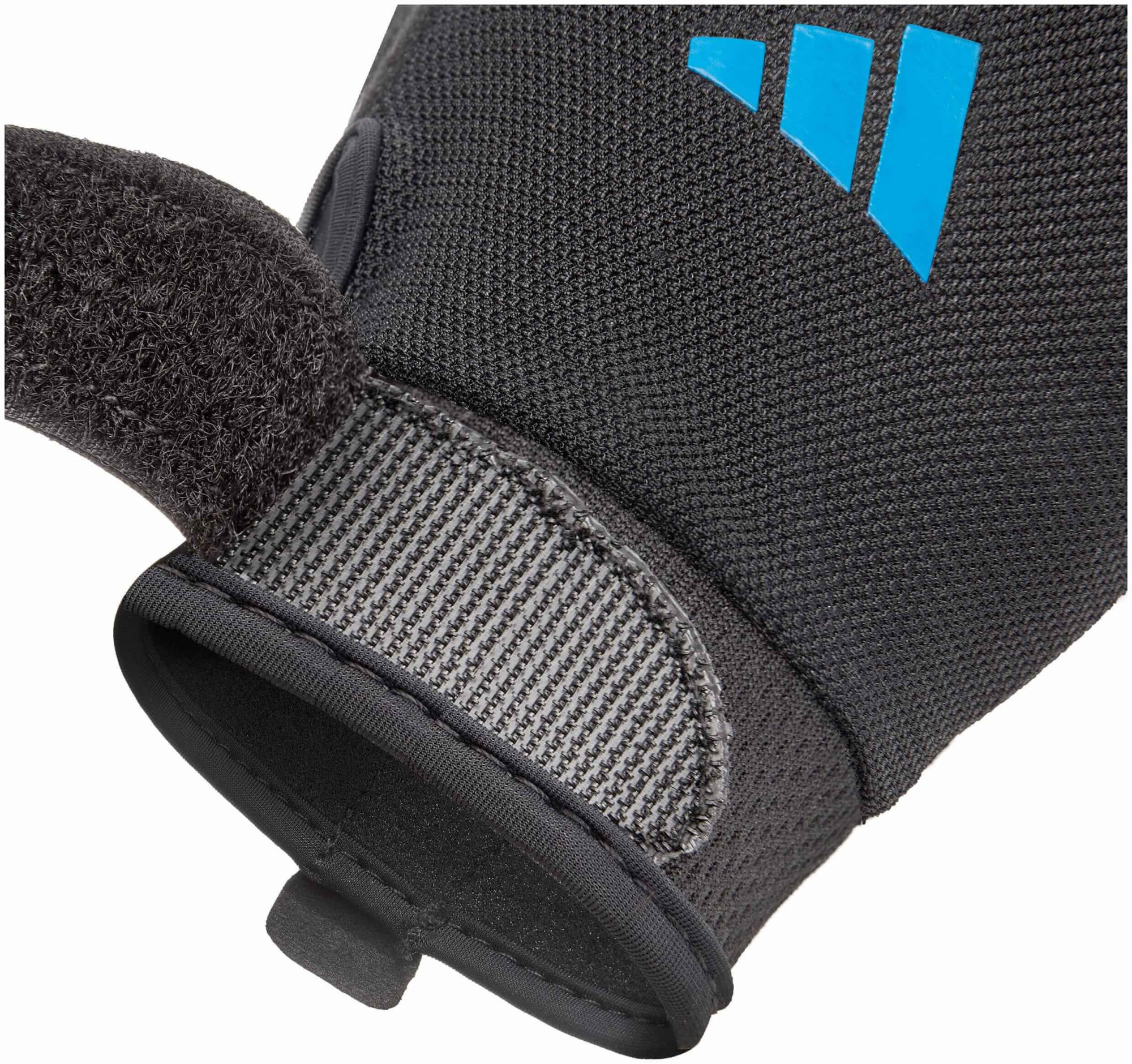 Рукавиці для тренінгу Adidas Essential Training Gloves синій Чол XS ADGB-15000BL