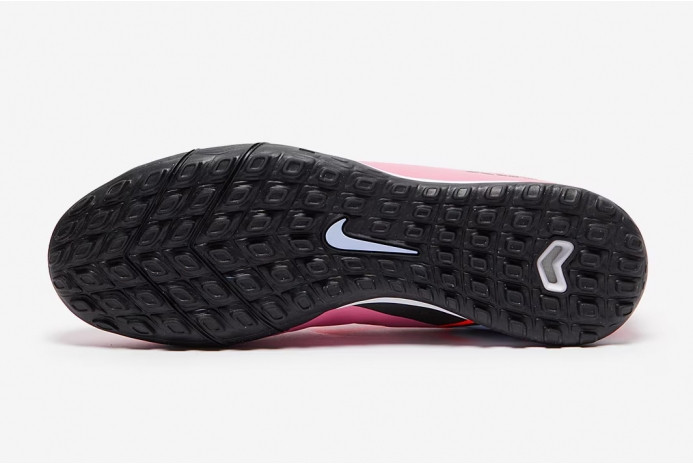 Сороконіжки Nike ZOOM VAPOR 16 PRO TF FQ8687-600