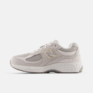 Кросівки New Balance 2002 GC2002RT