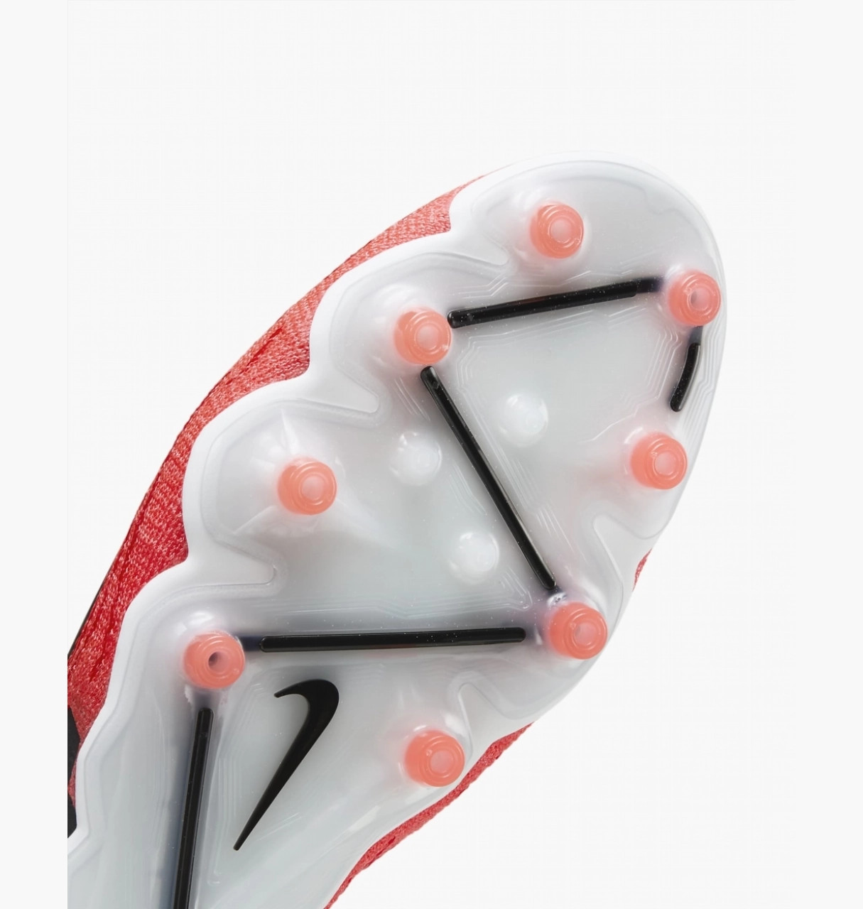 Бутси Nike Phantom GX Elite AG Pro DD9441-600