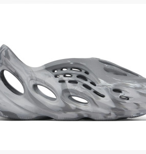 Тапочки adidas Yeezy Foam Runner 'MX Granite' IE4931