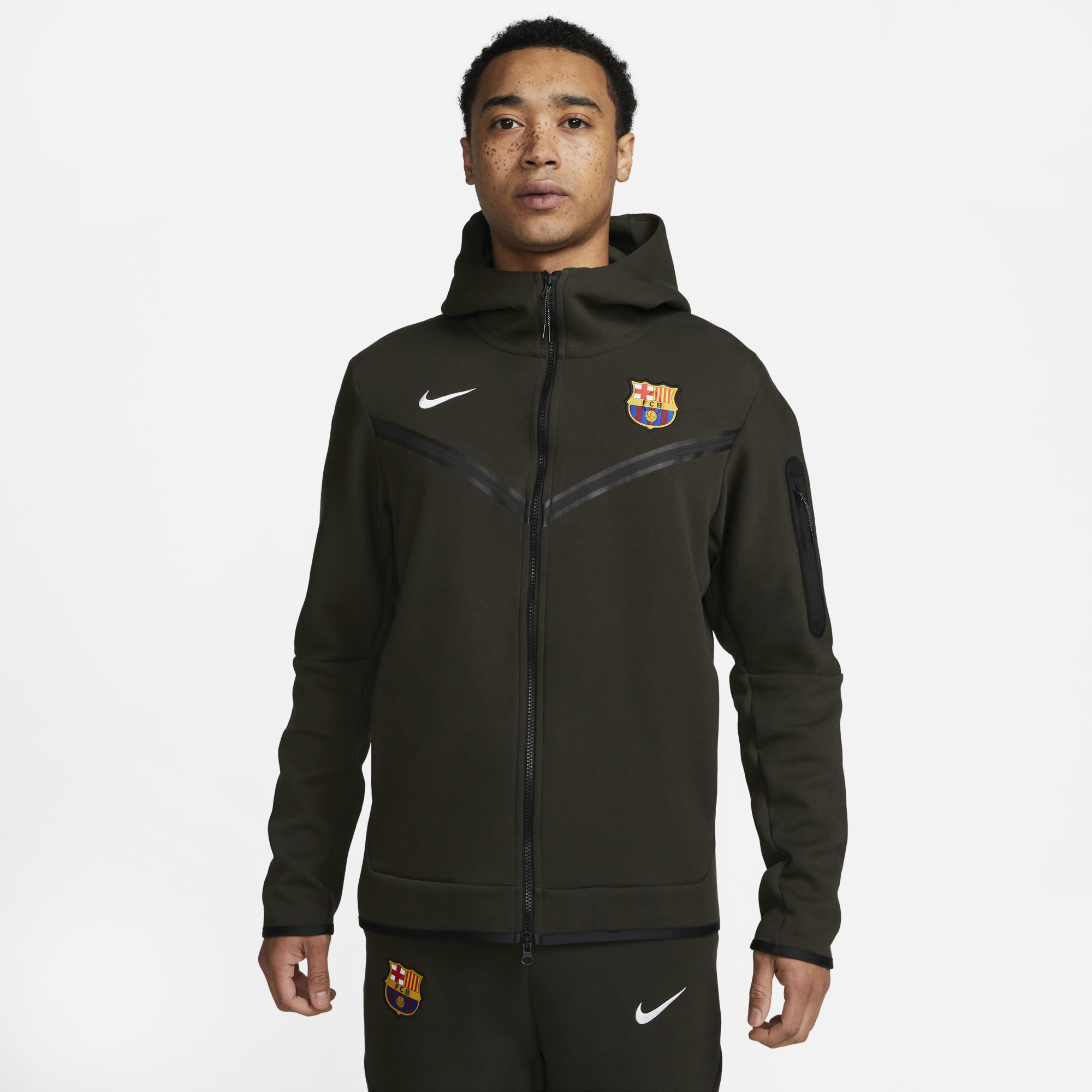 Вітровка чоловіча Nike Fc Barcelona Tech Fleece Windrunner Olive DV5554-355