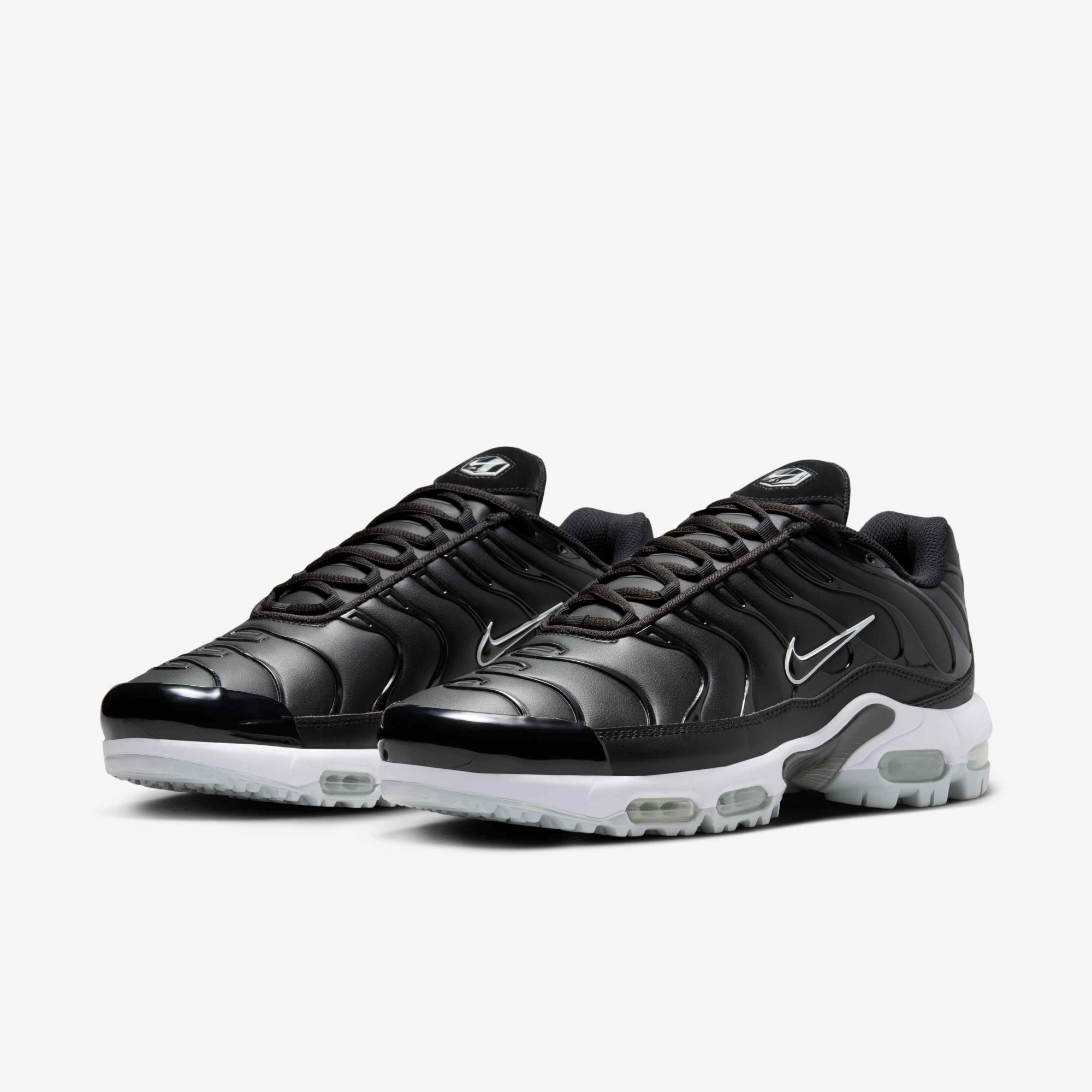 Кросівки чоловічі Nike Air Max Plus П Black FZ4150-001