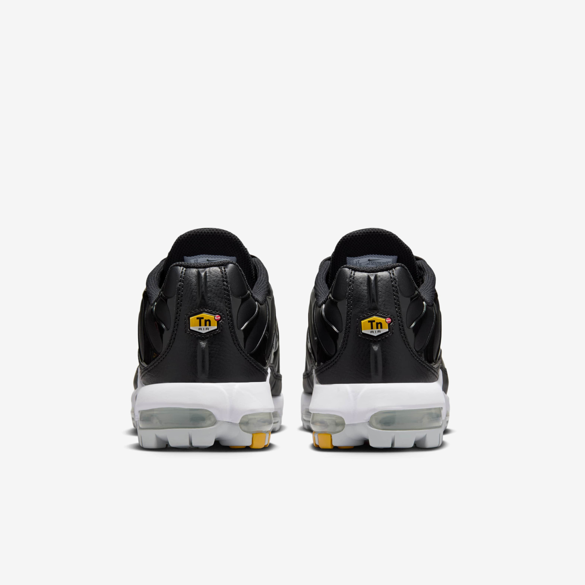 Кросівки чоловічі Nike Air Max Plus П Black FZ4150-001