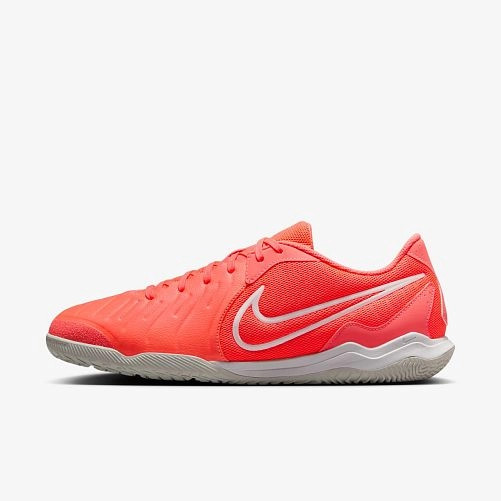 Бутси Nike LEGEND 10 ACADEMY IC DV4341-800