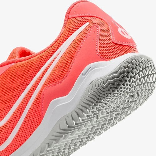Бутси Nike LEGEND 10 ACADEMY IC DV4341-800