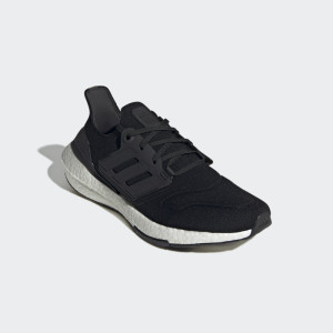Кросівки бігові Adidas UltraBOOST 22 GX3062