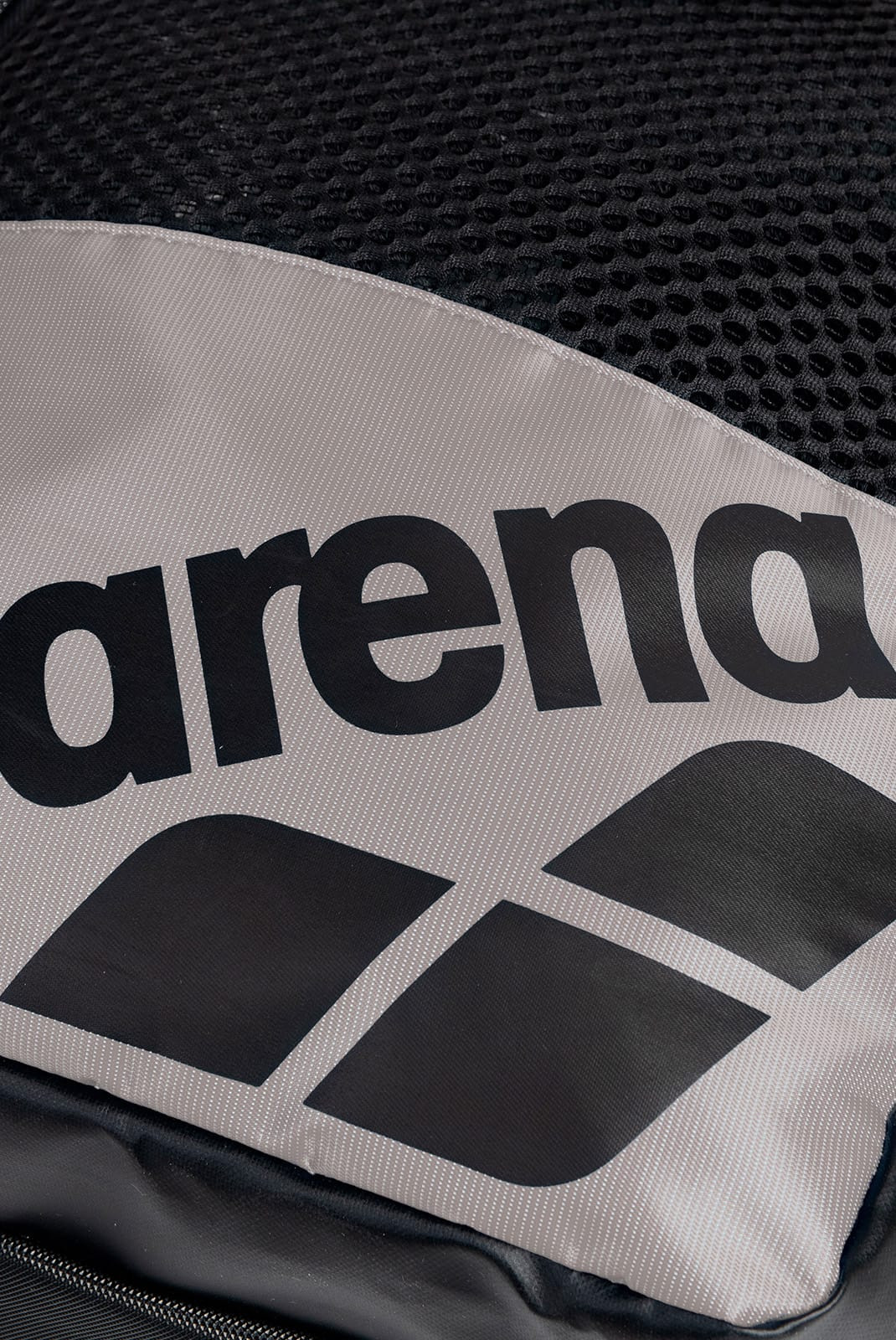 Рюкзак Arena ONE GO BACKPACK 35L світло-сірий 46 х 38 х 23 см (010229-800) 010229-800