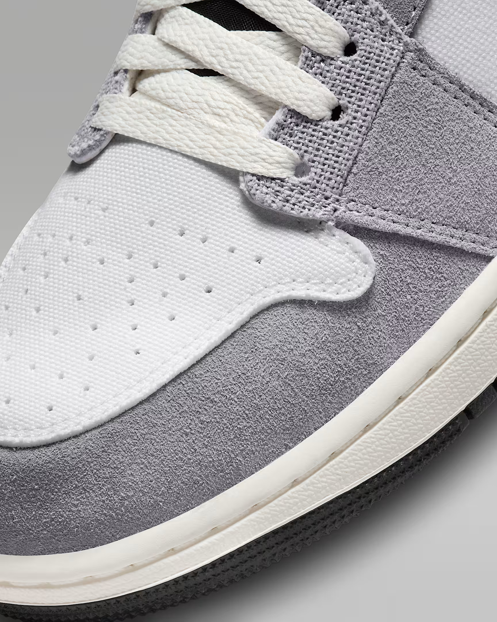 Кросівки AIR JORDAN 1 MID SE CRAFT WHITE/GREY DZ4136-002