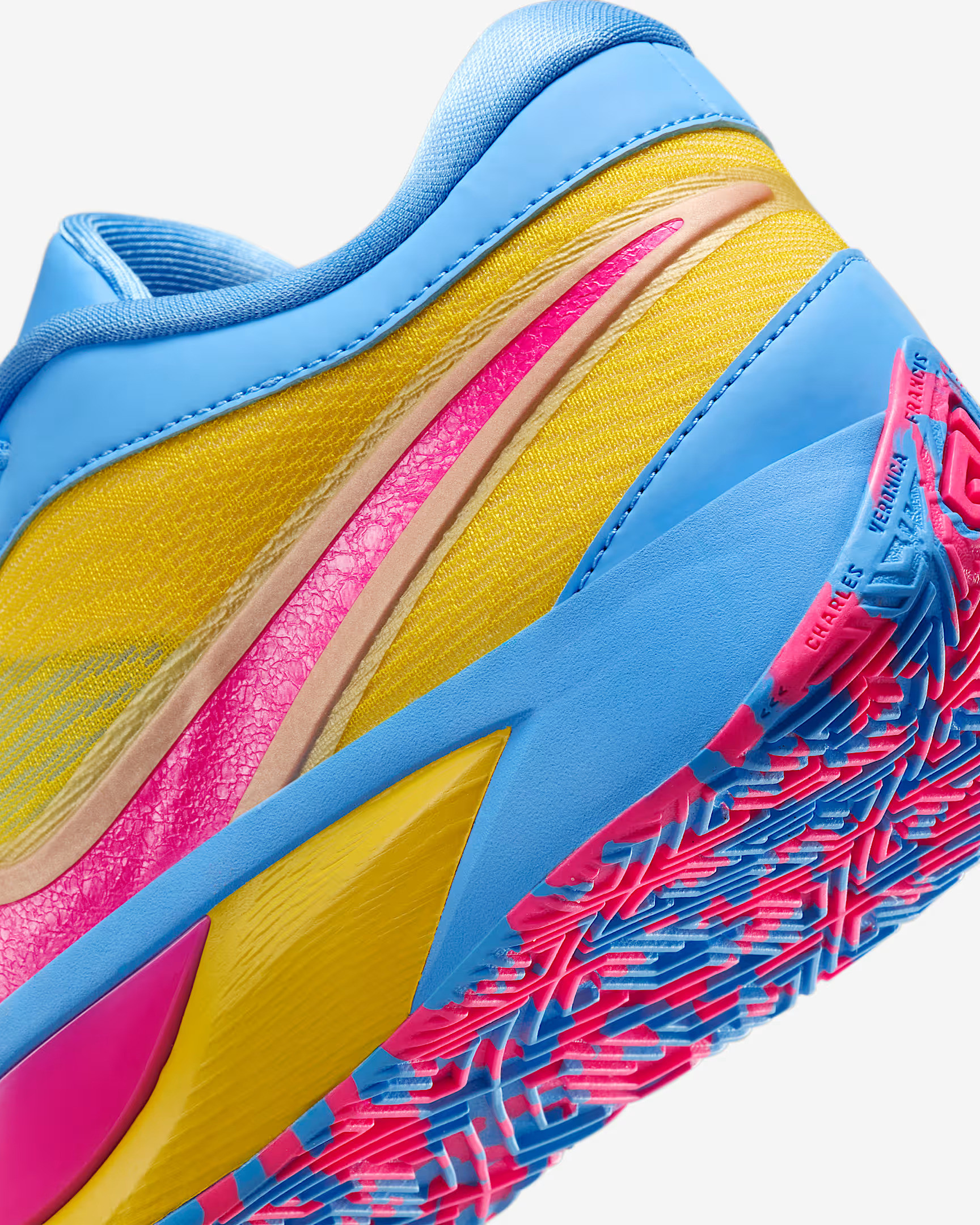 Кросівки Nike GIANNIS FREAK 6 NRG HF1820-700