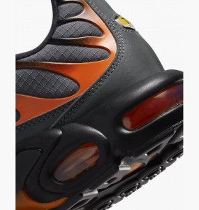 Кросівки Nike Air Max Plus FB3358-001