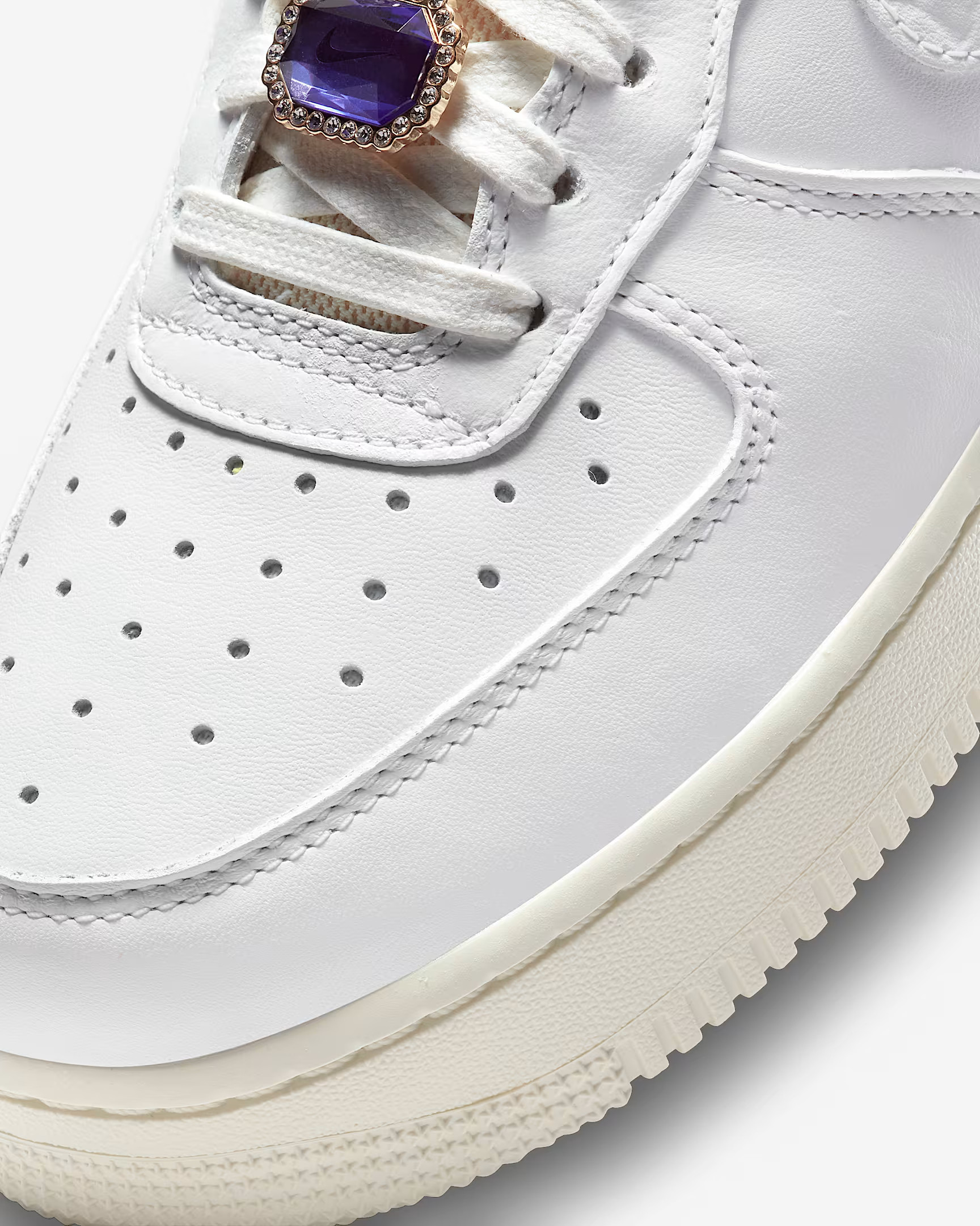 Кросівки Nike WMNS AIR FORCE 1 LO PRM DN5463-100