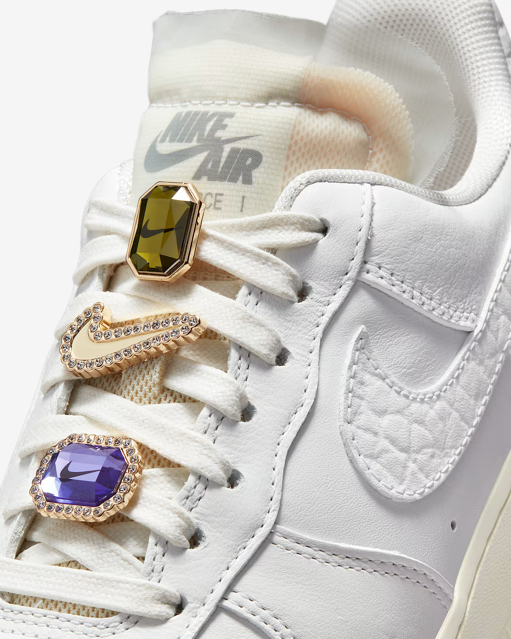 Кросівки Nike WMNS AIR FORCE 1 LO PRM DN5463-100