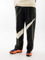 Штани Nike SWOOSH PANT FB7880-010