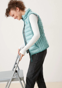 Безрукавка 510.12.201.16.155.2109524-3348 Q/S by s.Oliver S Червоний 510.12.201.16.155.2109524