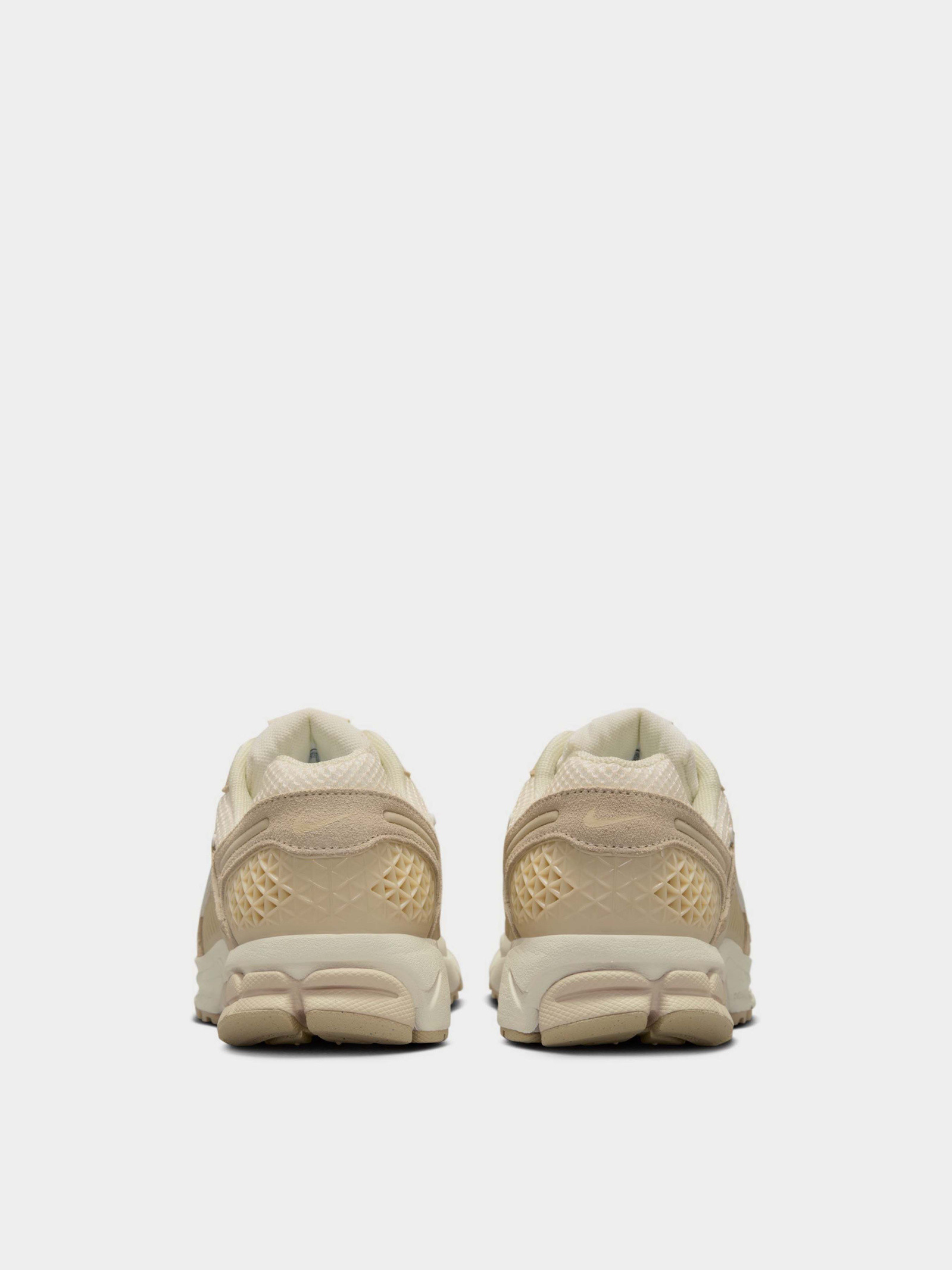 Кросівки Nike Zoom Vomero 5 HQ0458-200