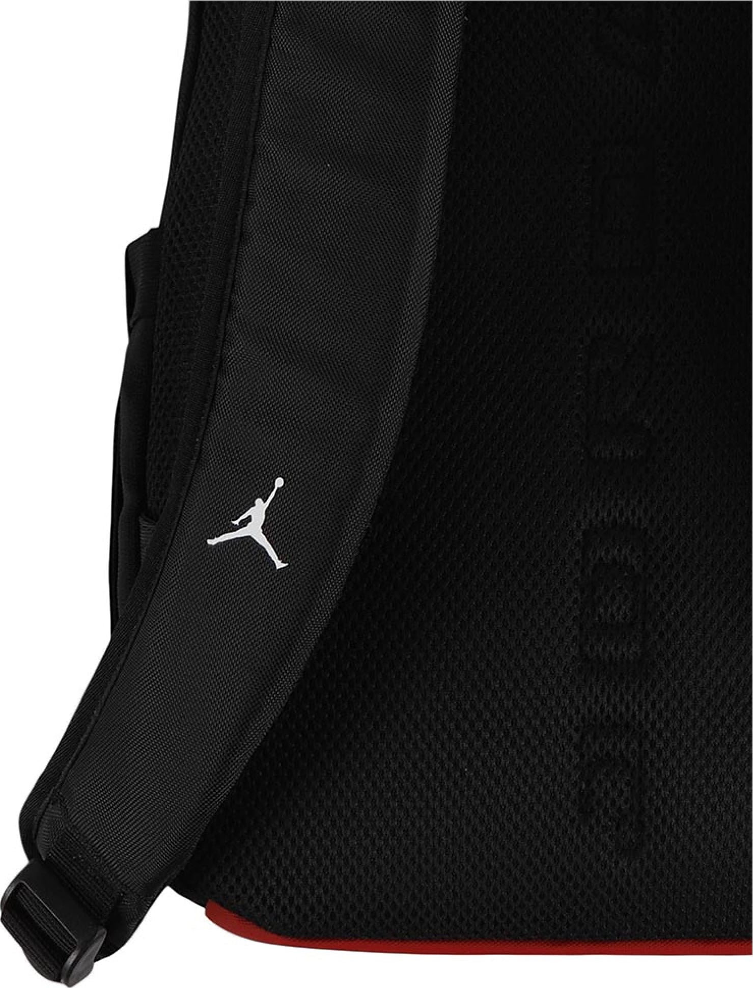 Рюкзак Nike Jam Element Backpack 20L чорний, червоний 45 x 29 x 18 см MA9194-KR5