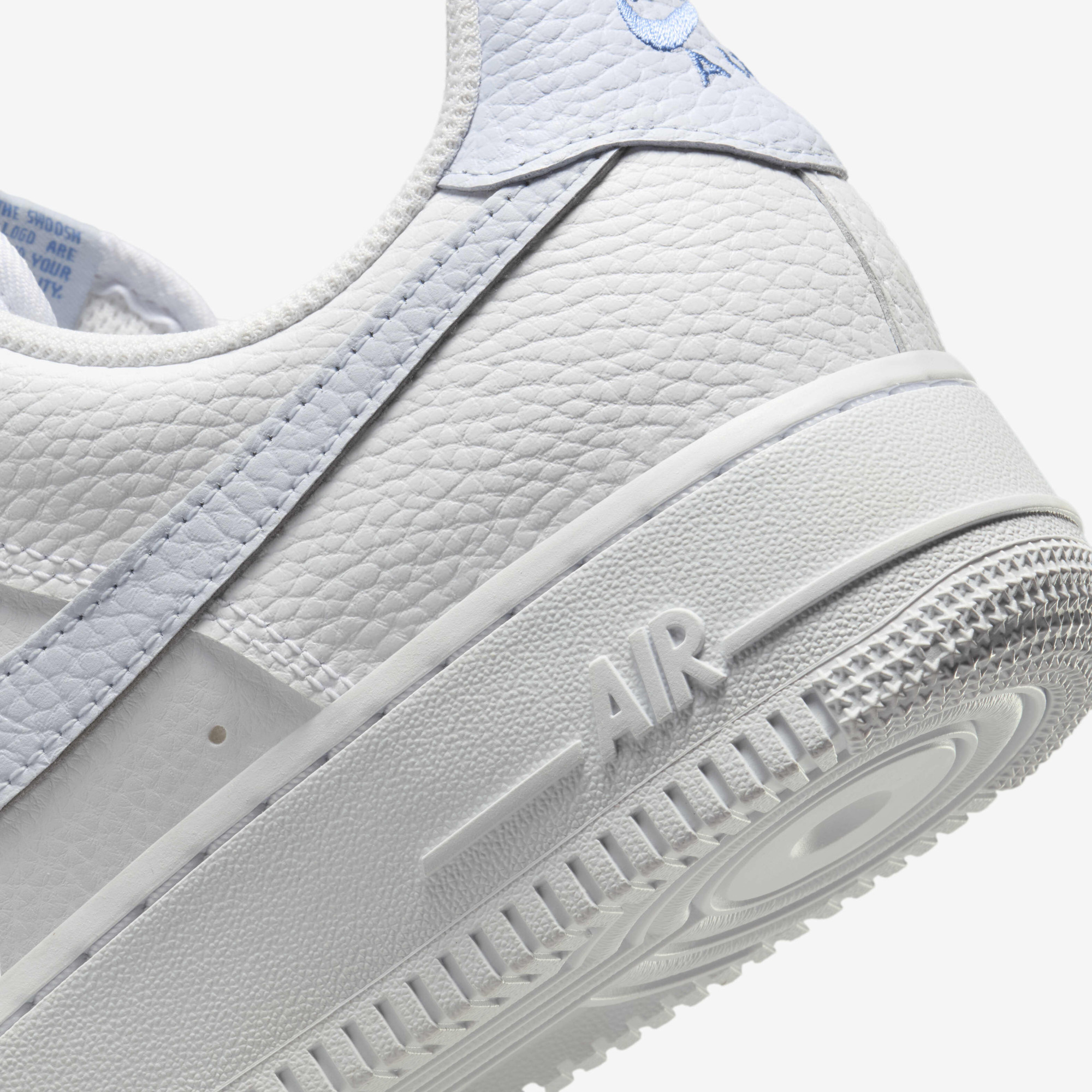 Кросівки HV2511-100 Nike HV2511-100