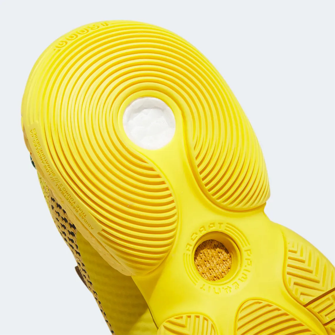 Кросівки унісекс Adidas Trae Young 2.0 Basketball Shoes Yellow IG4793