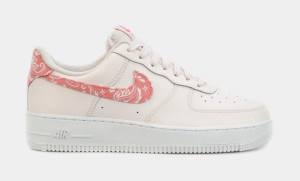 Кросівки W Nike Air Force 1 07 FD1448-664
