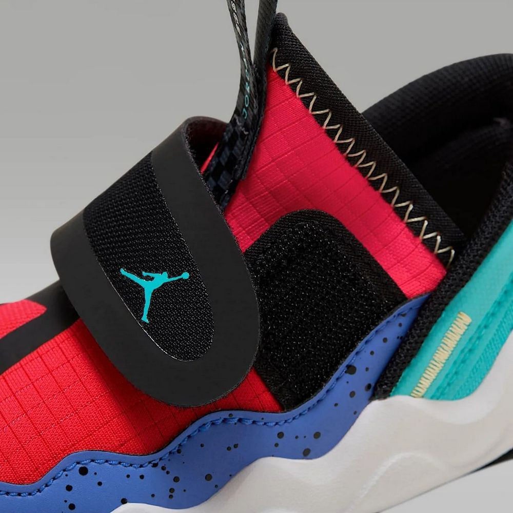 Кросівки дитячі Air Jordan 23/7 Multi DQ9294-030