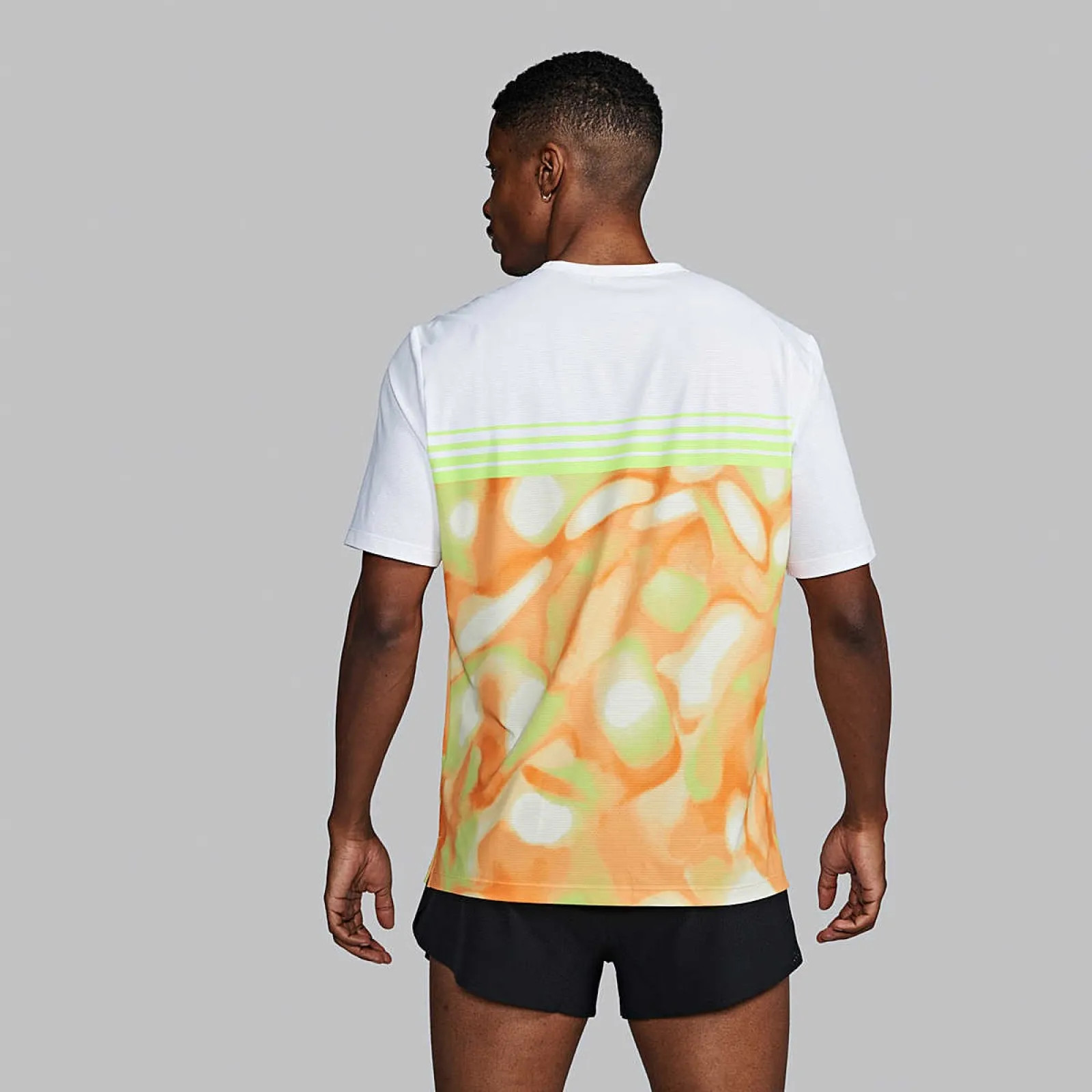 Футболка Saucony ELITE SHORT SLEEVE SAM800394-PLS5