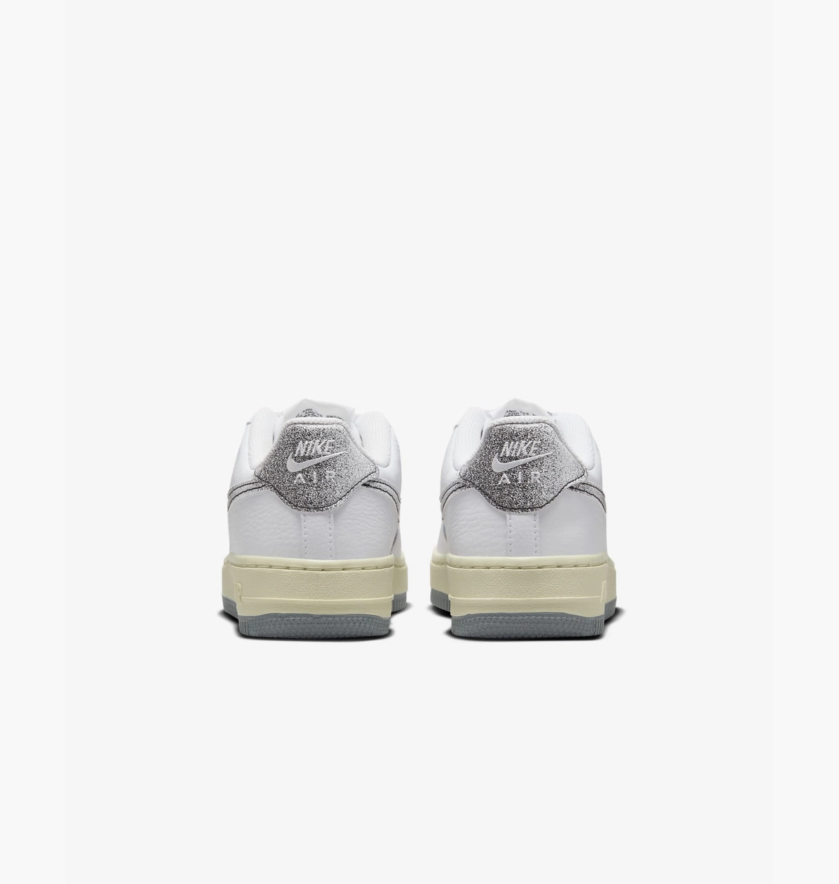 Кросівки Nike AIR FORCE 1 LV8 3 (GS) DX1657-100