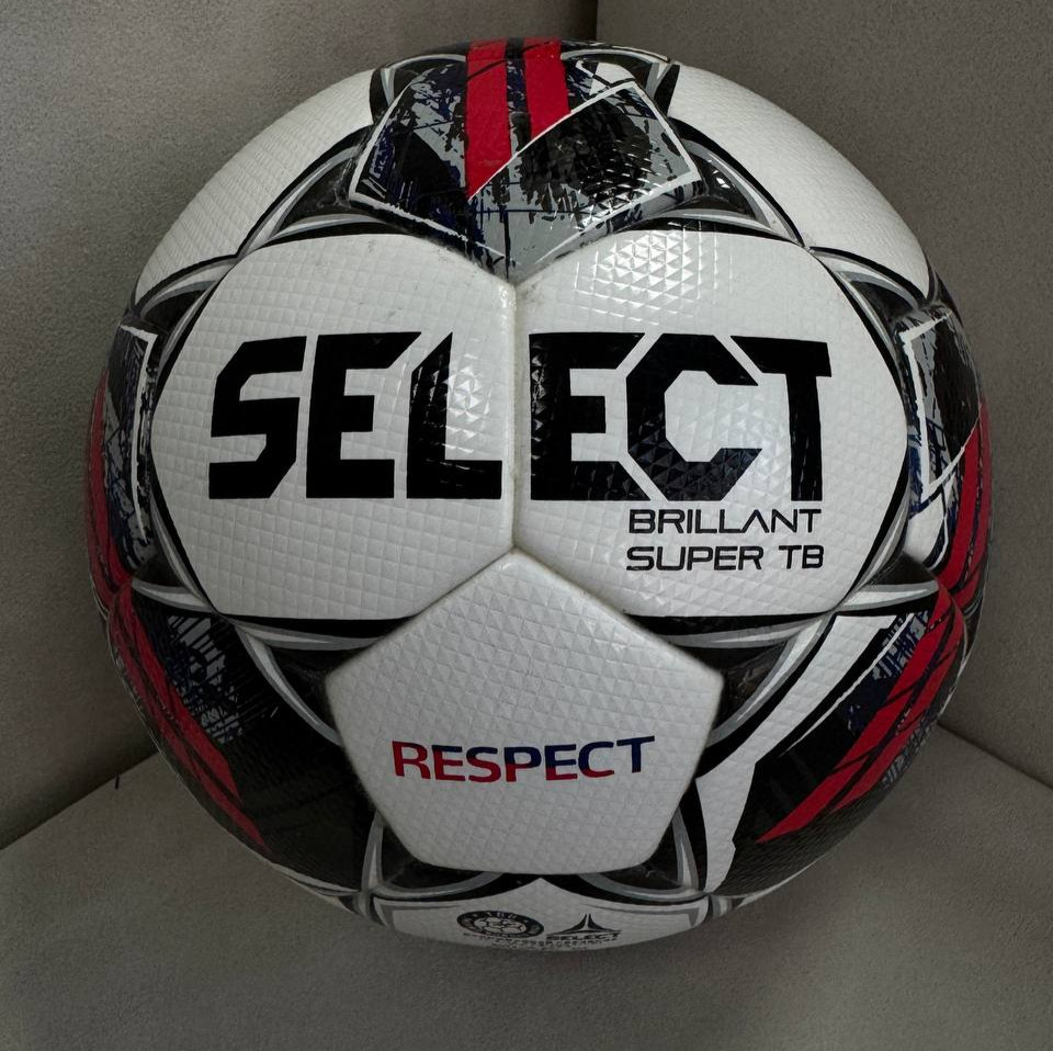 М'яч футбольний Brilliant TB Fifa BRILL SUPERR TB