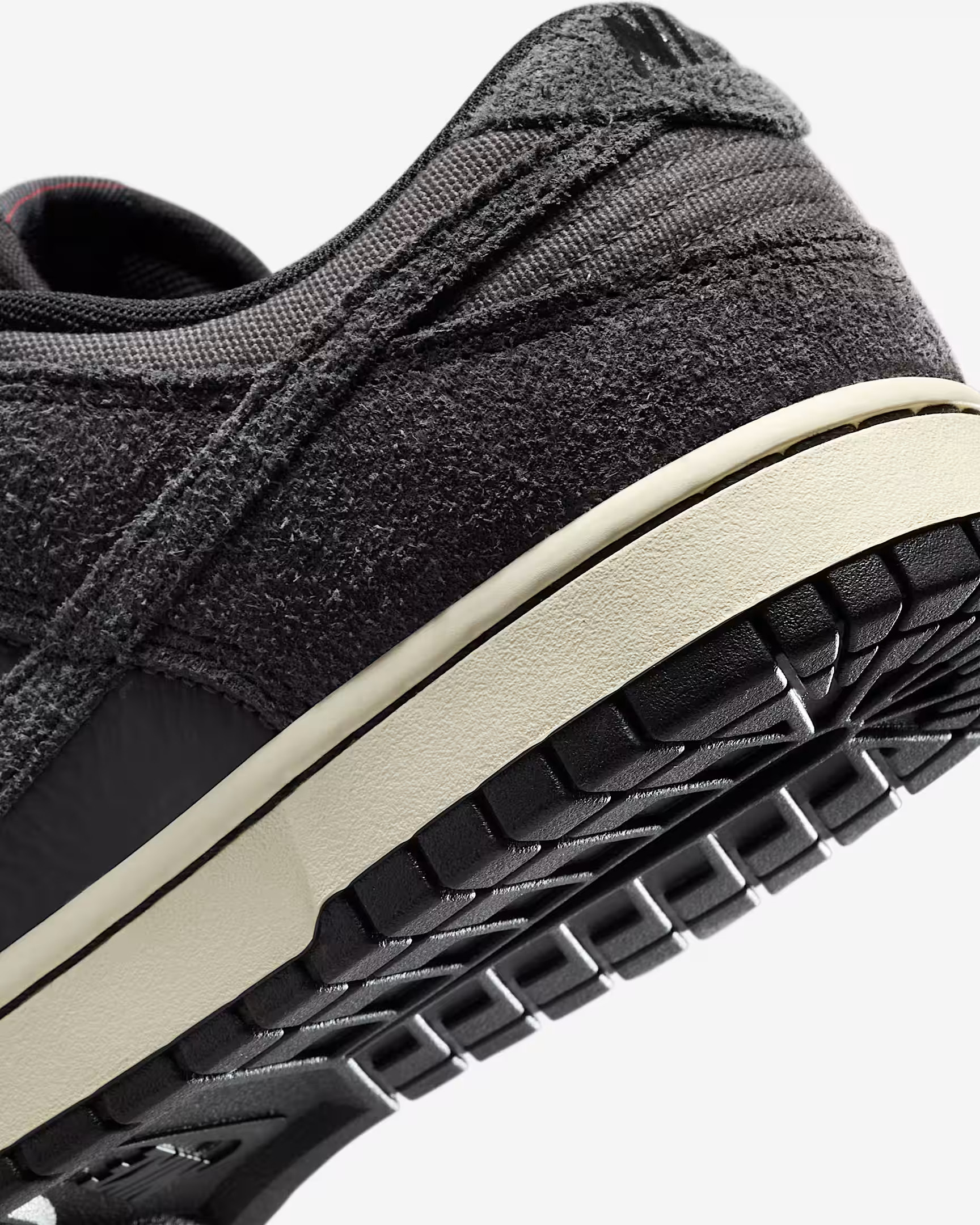 Кросівки Nike DUNK LOW RETRO PRM HF3145-001