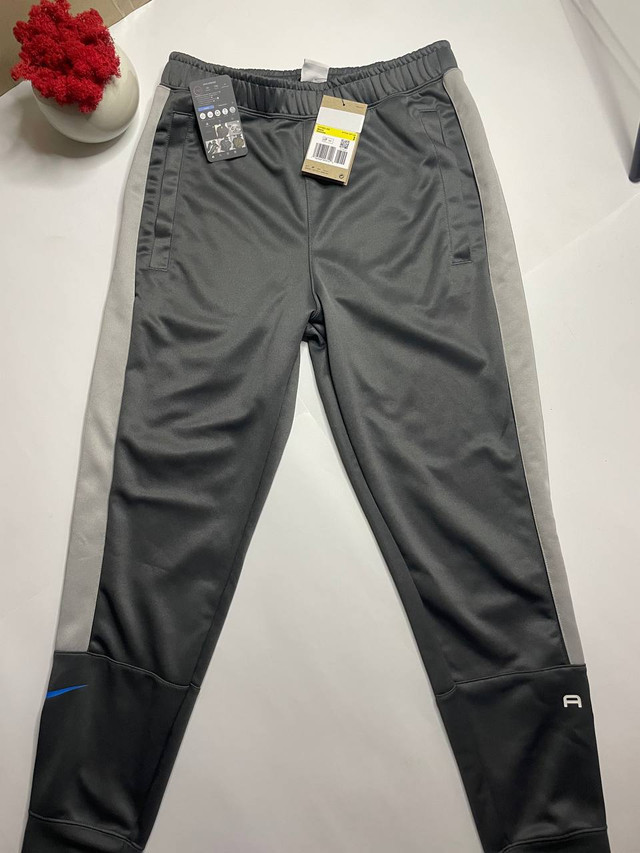 Штани Nike Air Grey FN7690-068