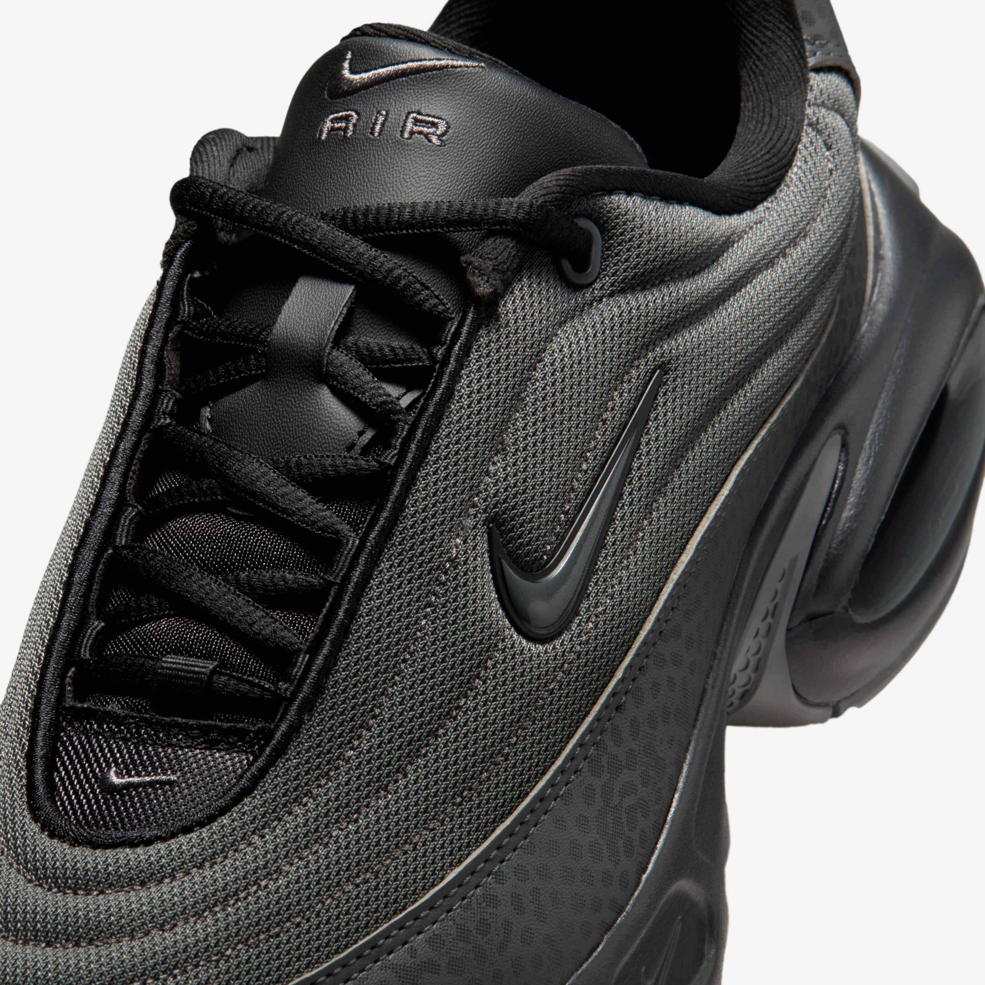 Кросівки Nike W AIR MAX PORTAL SE IB5687-001