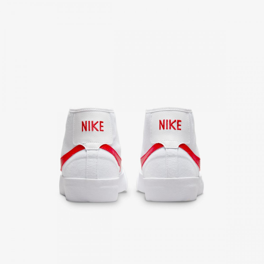 Кеди Nike SB Blazer Court Mid DC8901-101