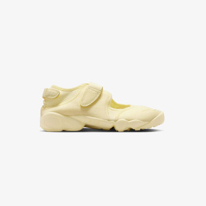 Кросівки Nike WMNS AIR RIFT NEO IV6058-700