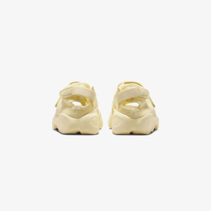 Кросівки Nike WMNS AIR RIFT NEO IV6058-700
