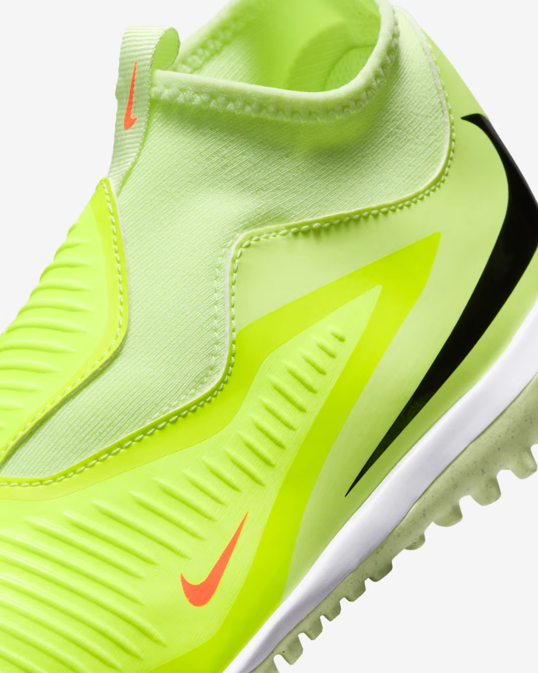 Сороконіжки Nike JR PHANTOM 6 HIGH CLUB TF HQ2049-800