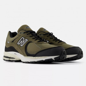 Кросівки New Balance 2002R Gore-Tex M2002RXU
